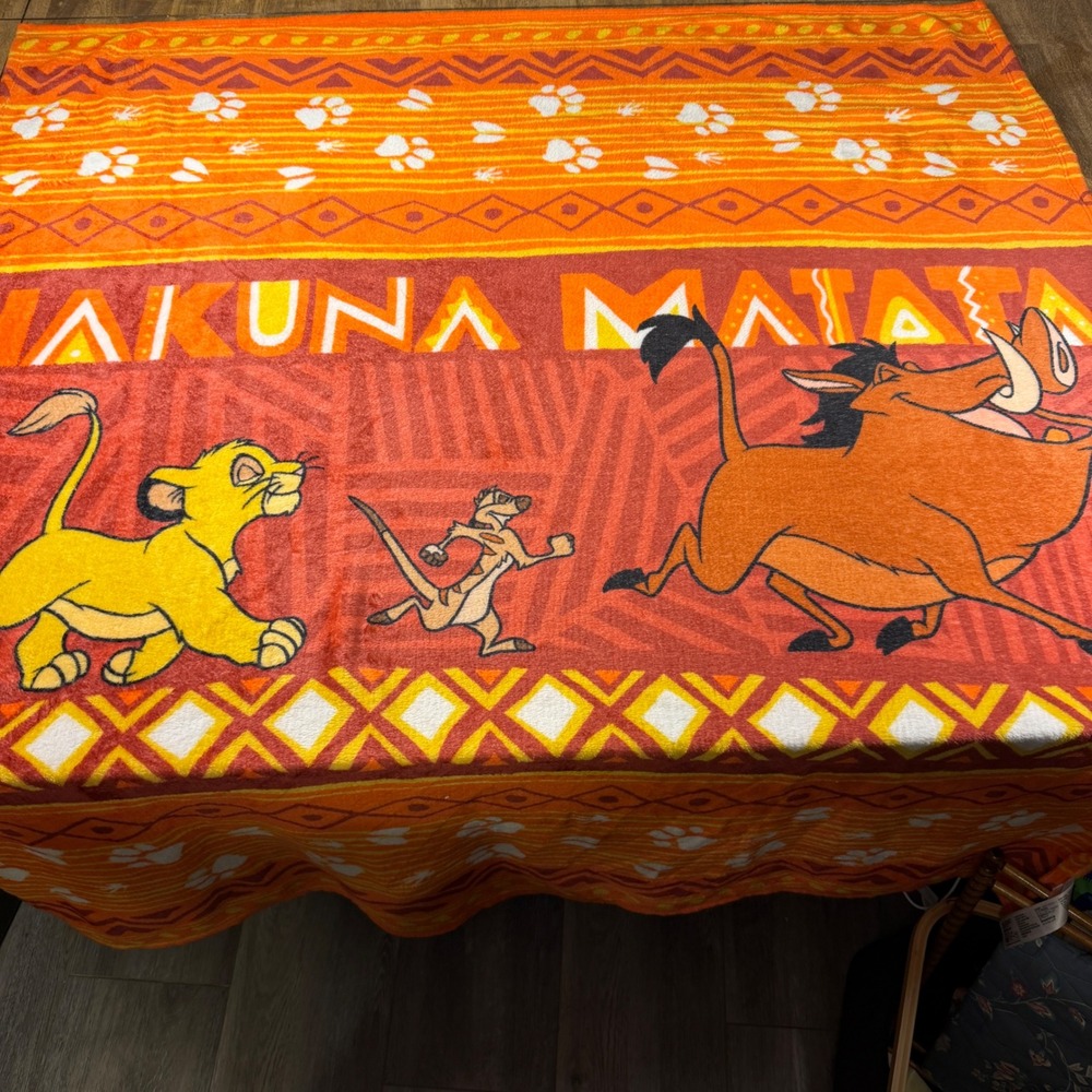 Disney The Lion King Hakuna Matata Simba Timon Pumbaa Orange Plush Throw Blanket